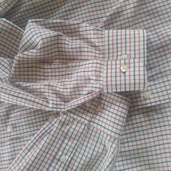 NWOT Men's Classic Checkered Shirt - Picture 6 of 8
